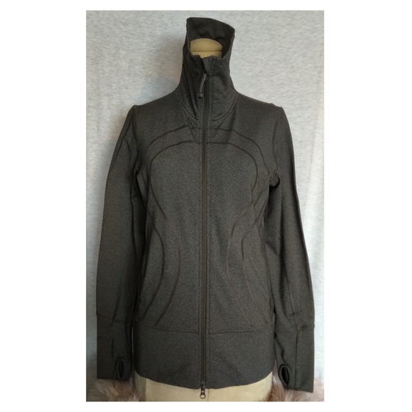 Lululemon In Stride Jacket - Picture 2 of 7